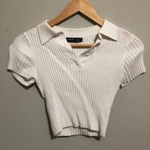 White collar rib knit short sleeve crop top 🤍